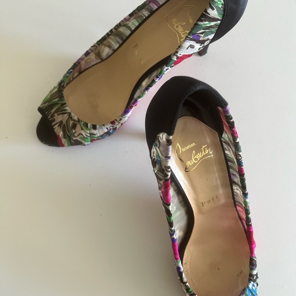 Gorgeous LOUBOUTIN chiffon Parisienne 85mm Pumps NEW LOWER PRICE, FREE SHIPPING! - Picture 6 of 8